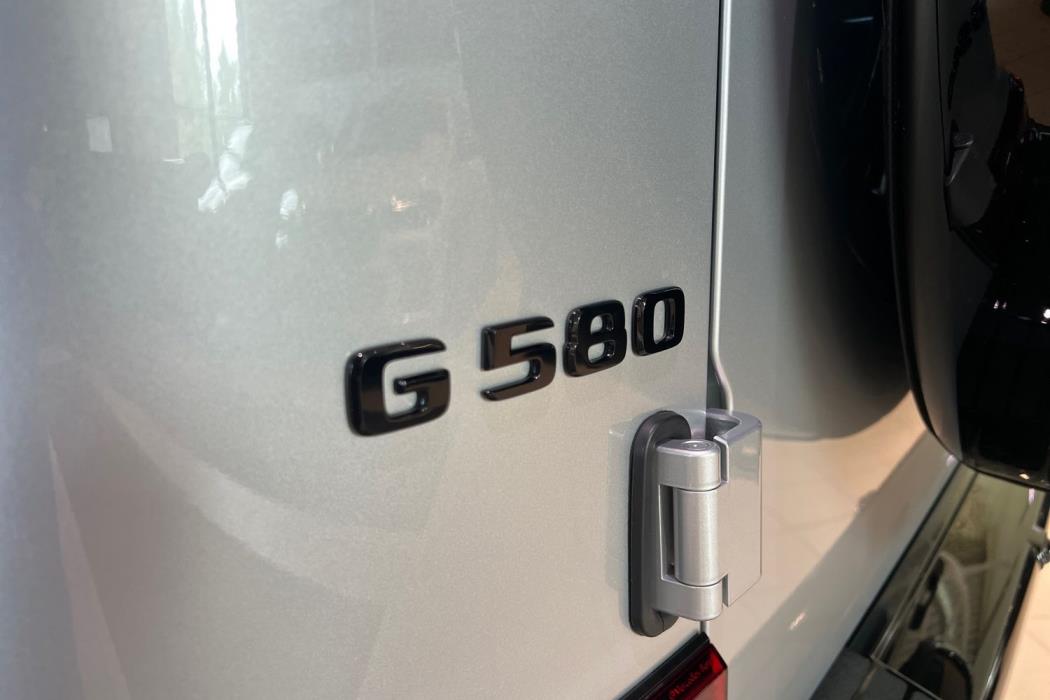 Mercedes-Benz G 2025