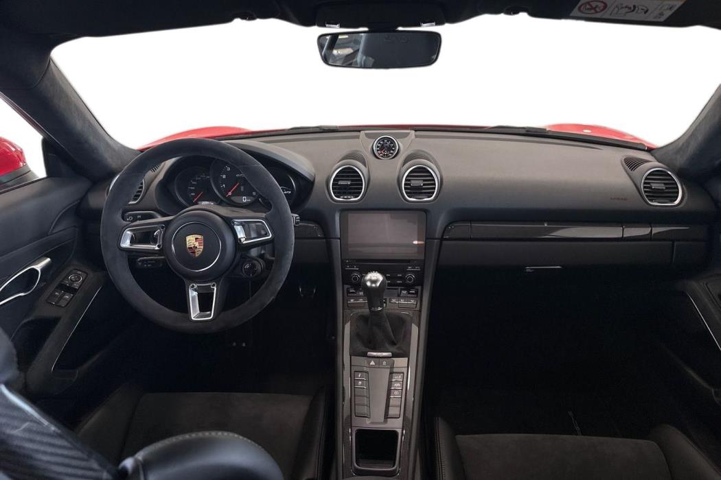 Porsche Cayman 2020