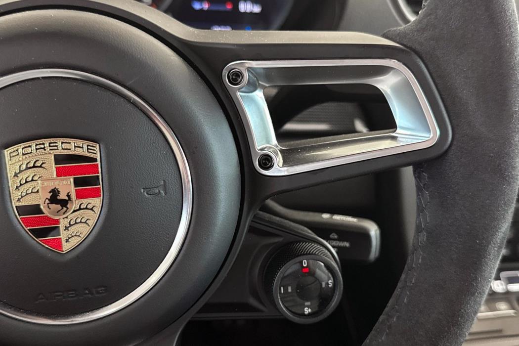 Porsche Cayman 2020