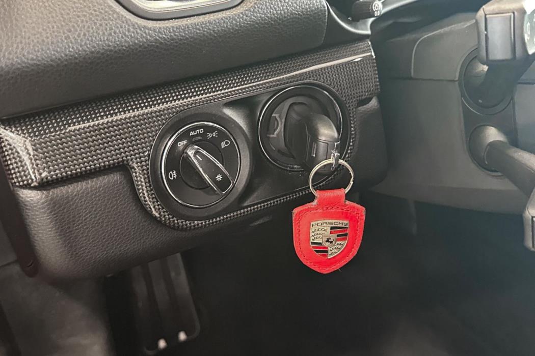 Porsche Cayman 2020