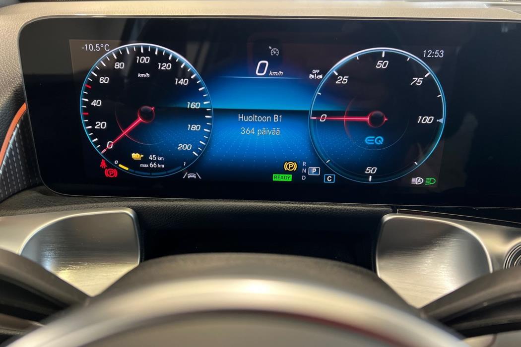 Mercedes-Benz EQB 2023