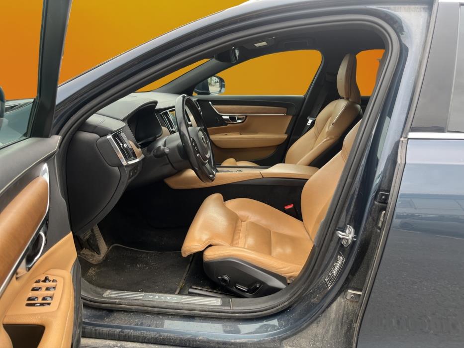 VOLVO V90 2019