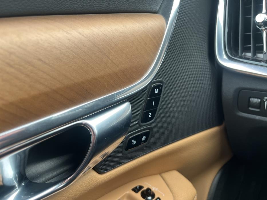 VOLVO V90 2019