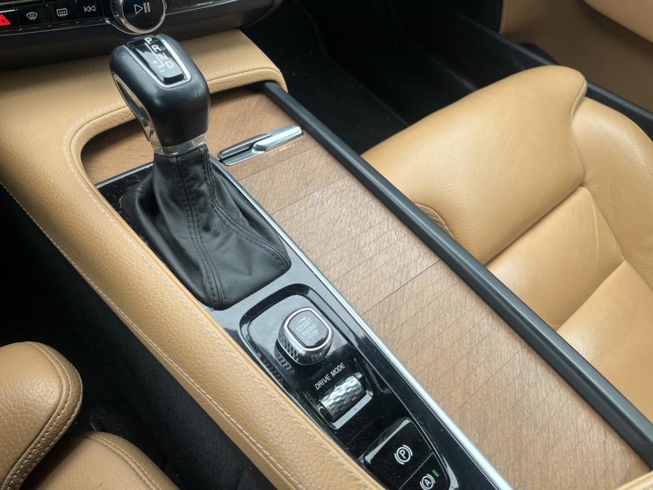 VOLVO V90 2019