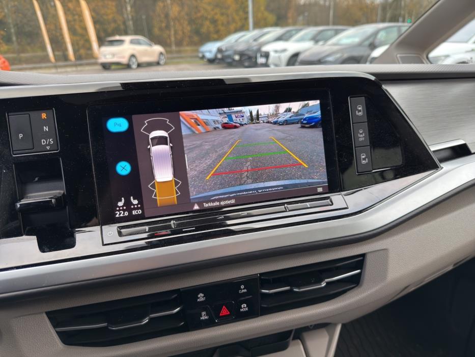 VOLKSWAGEN Multivan 2023