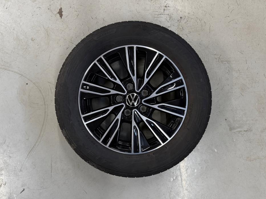 VOLKSWAGEN Multivan 2023