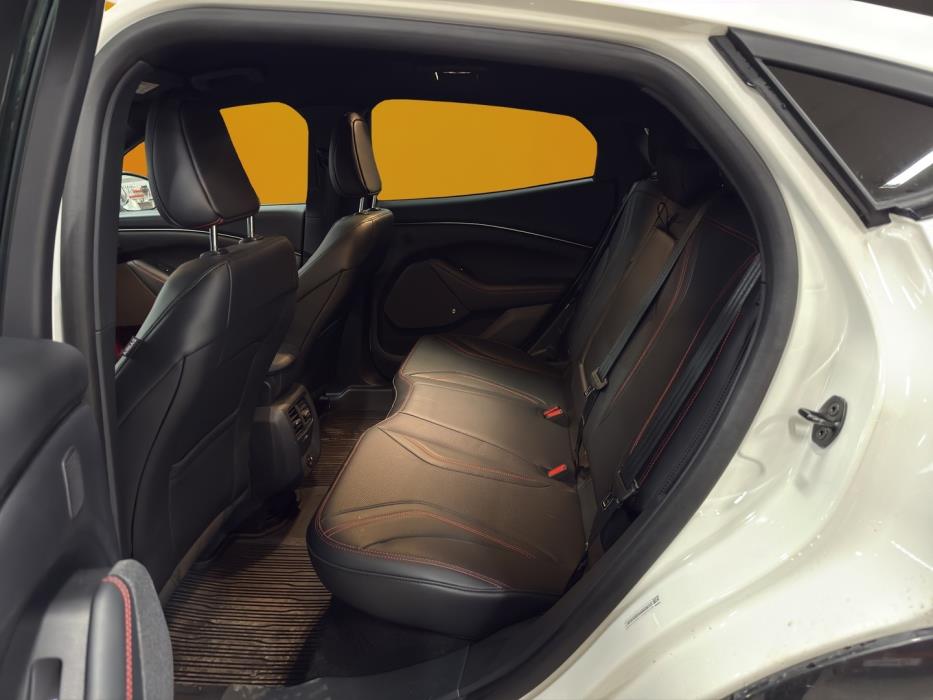 FORD Mustang Mach-E 2022