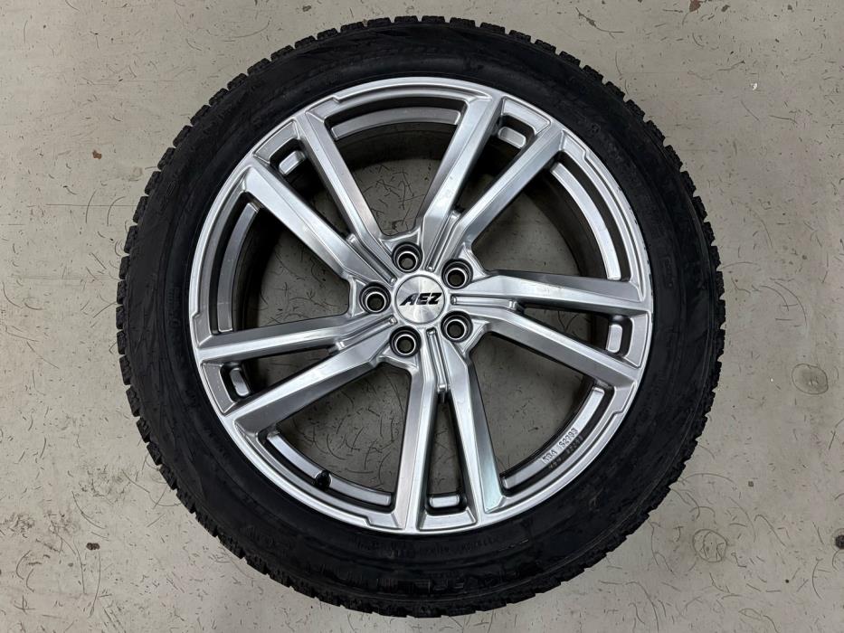 AUDI Q4 e-tron 2022