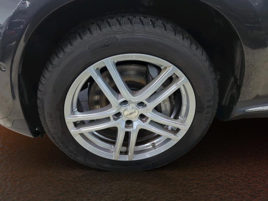 MERCEDES-BENZ EQC 2022