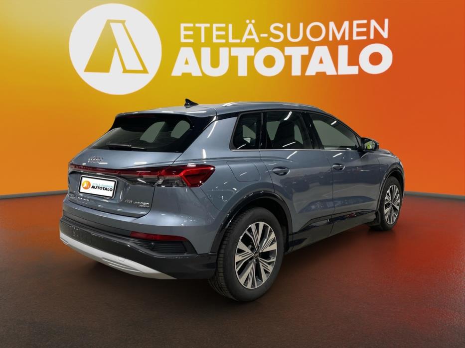 AUDI Q4 e-tron 2023