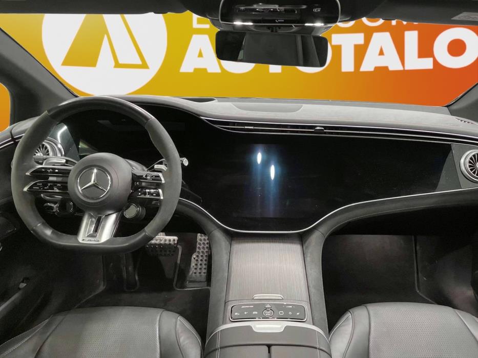 MERCEDES-BENZ EQE 2022