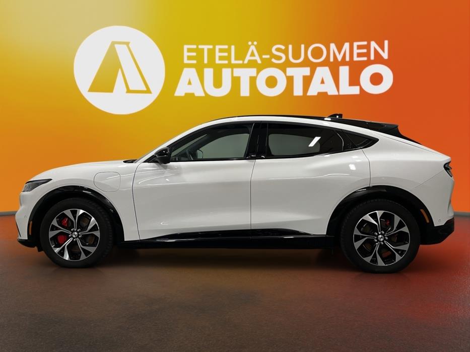 FORD Mustang Mach-E 2022