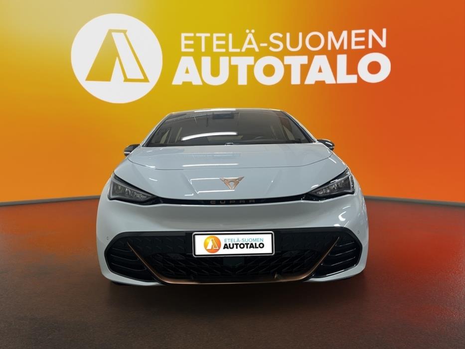 CUPRA Born 2025