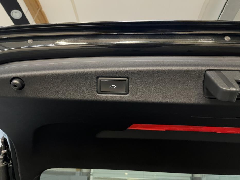 VOLKSWAGEN ID.7 2025