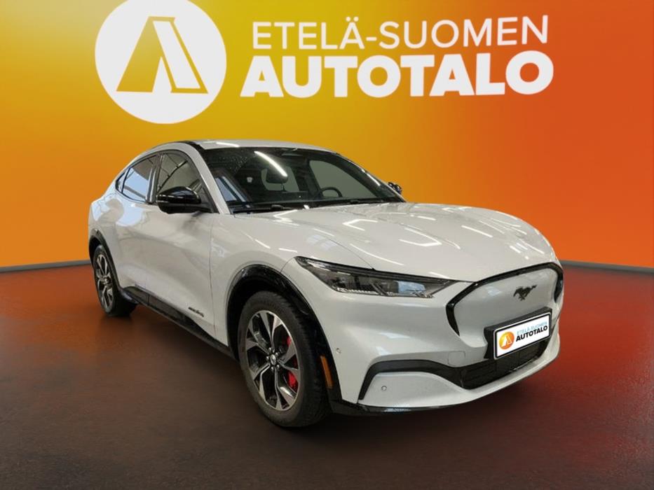 FORD Mustang Mach-E 2023