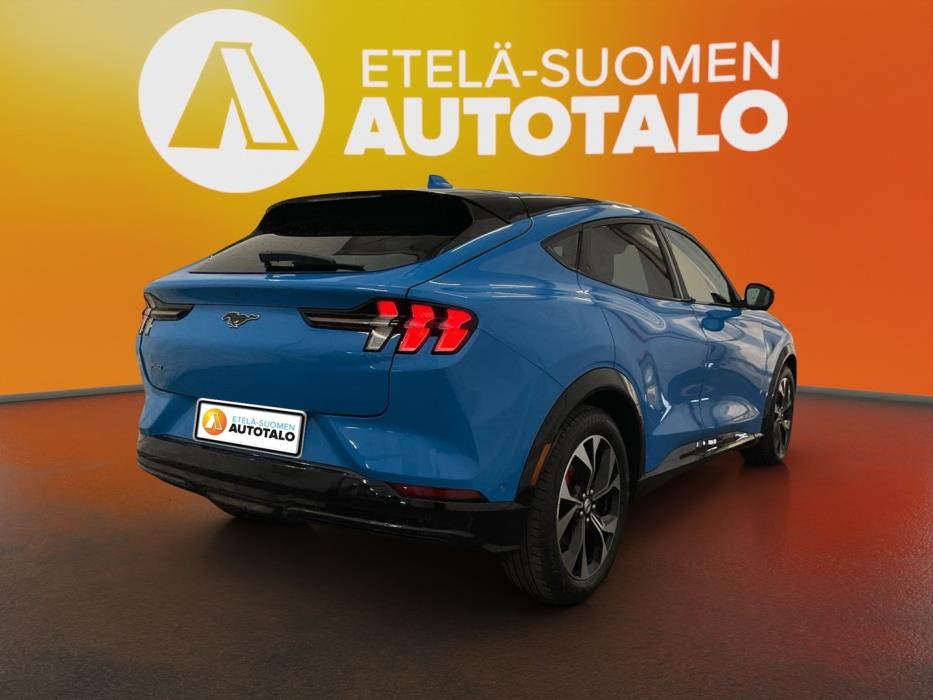 FORD Mustang Mach-E 2022