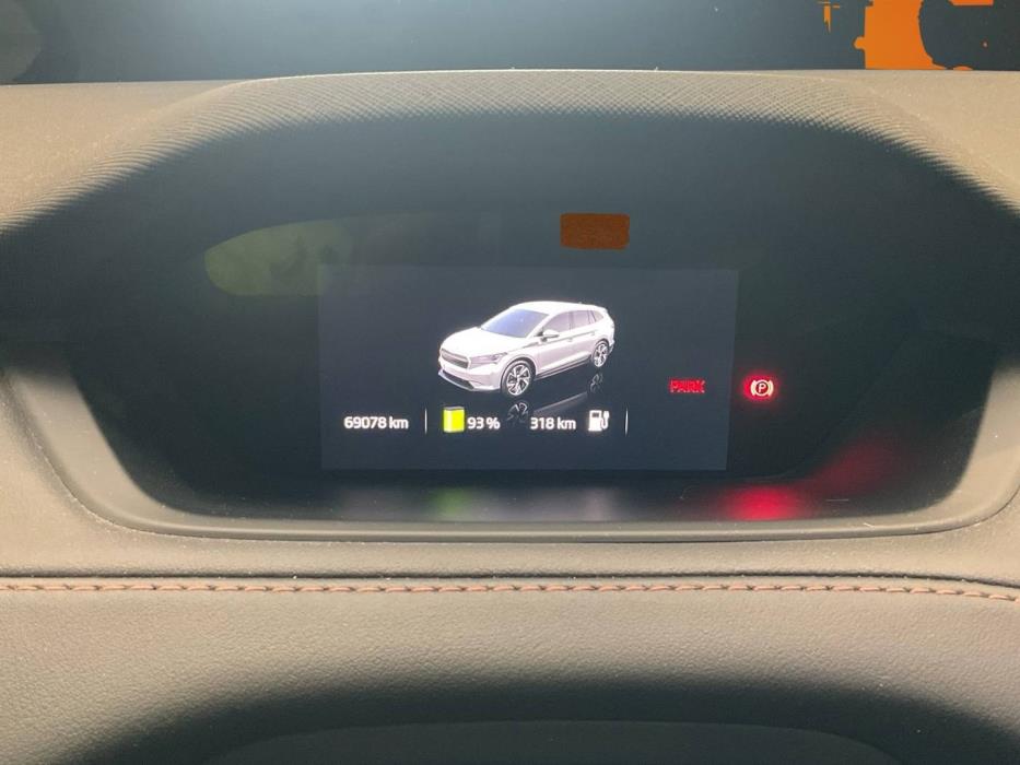SKODA Enyaq 2023