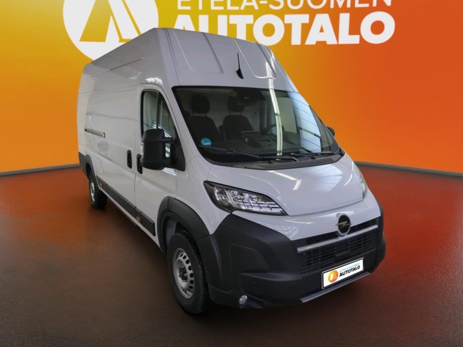 OPEL Movano-e 2024