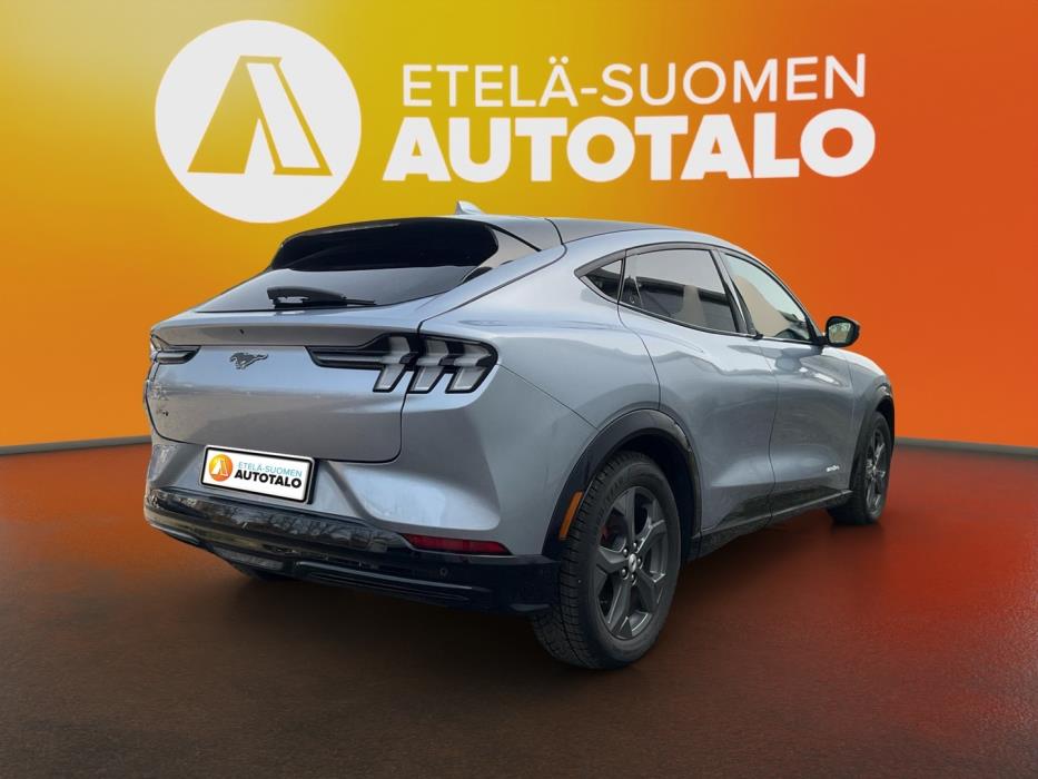 FORD Mustang Mach-E 2022