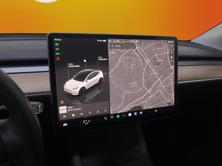 TESLA Model Y 2022