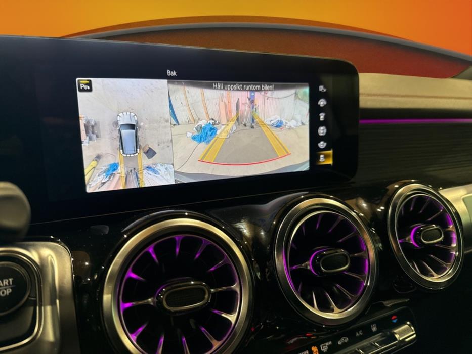 MERCEDES-BENZ EQB 2023