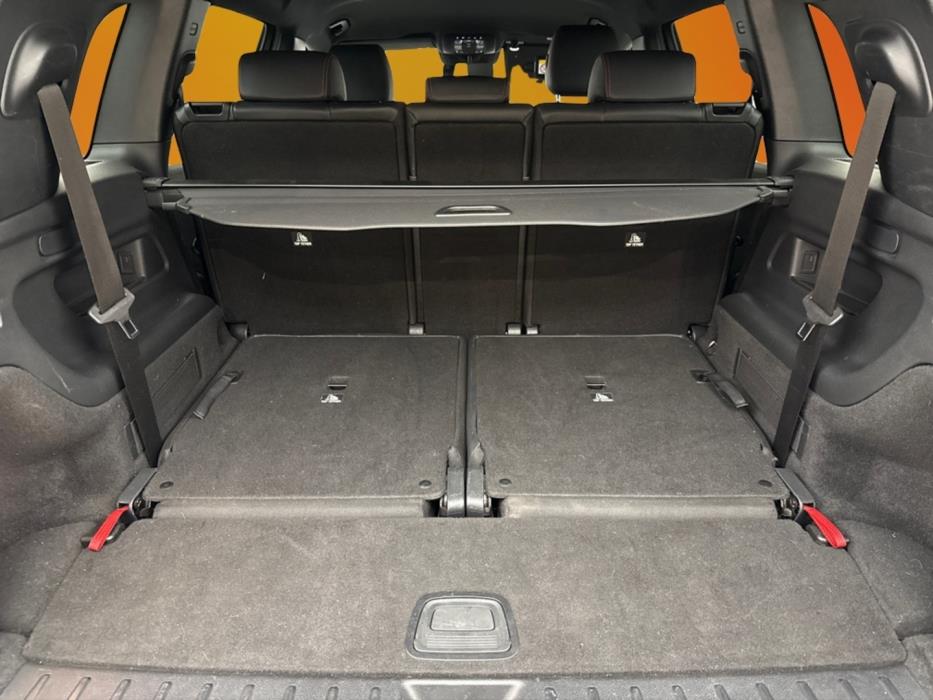 MERCEDES-BENZ EQB 2023