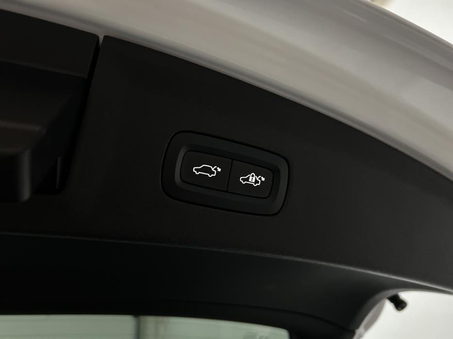 POLESTAR 2 2024