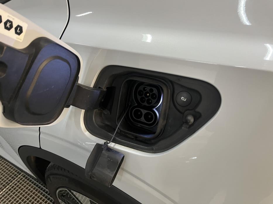 POLESTAR 2 2023