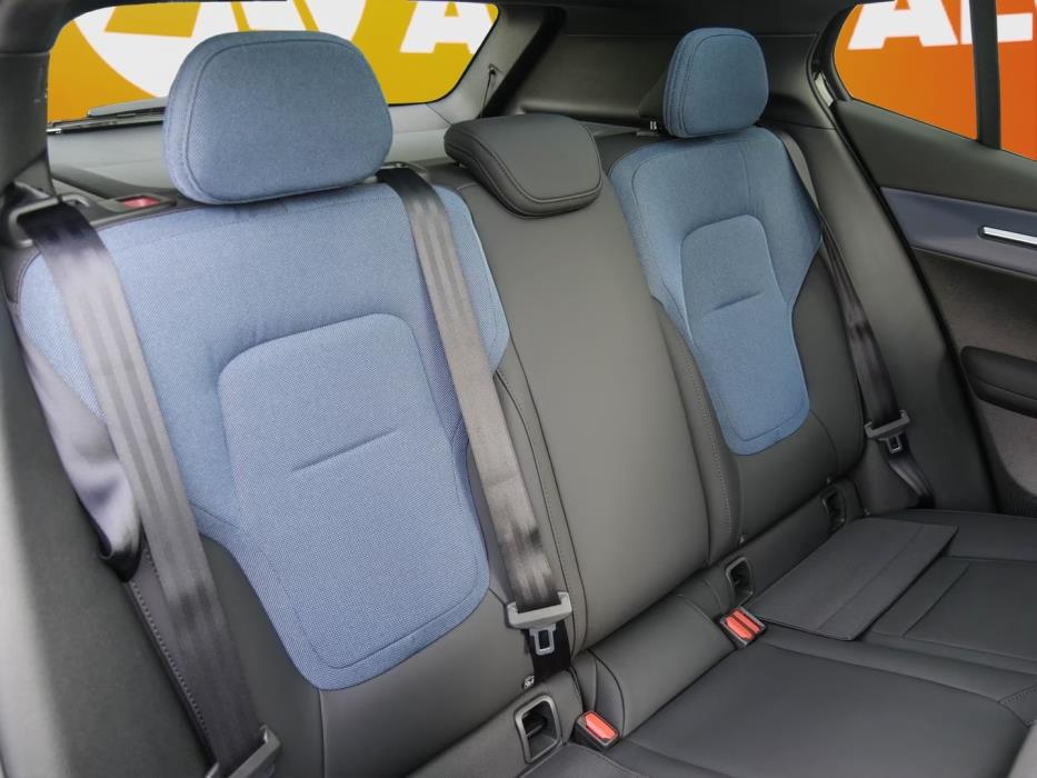 VOLVO EX30 2024