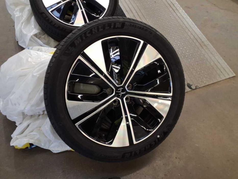 POLESTAR 2 2023
