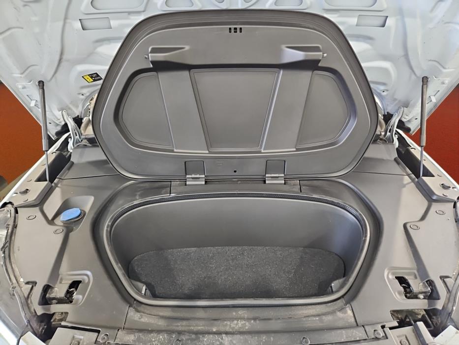 VOLVO XC40 2024