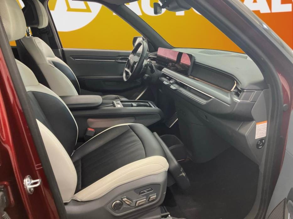 KIA EV9 2025