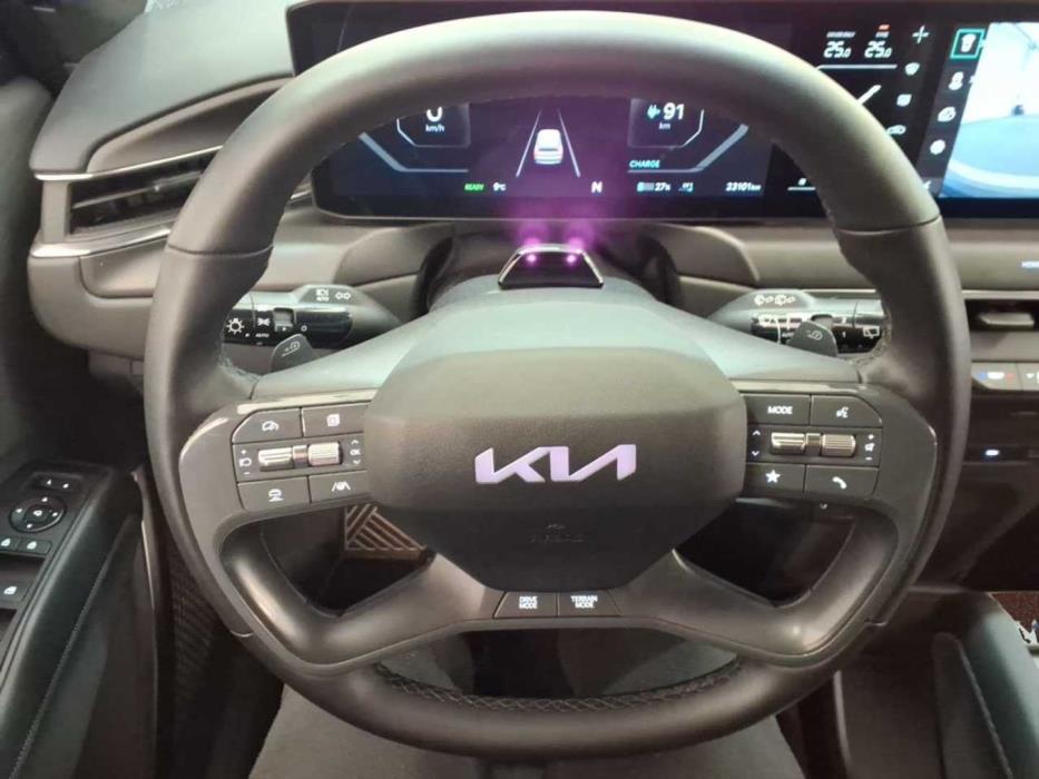 KIA EV9 2025