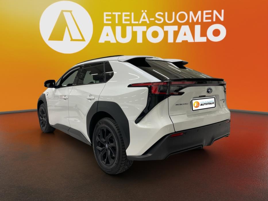SUBARU Solterra 2023