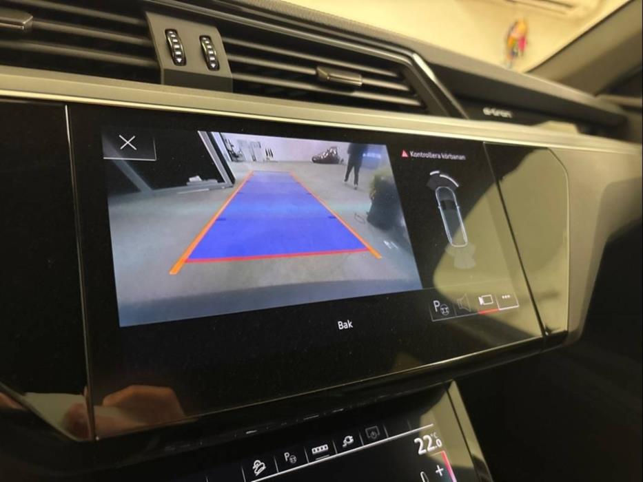 AUDI Q8 e-tron 2024