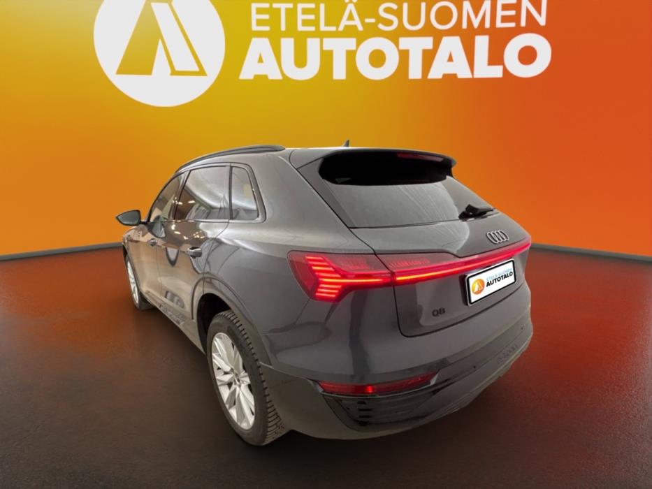 AUDI Q8 e-tron 2024
