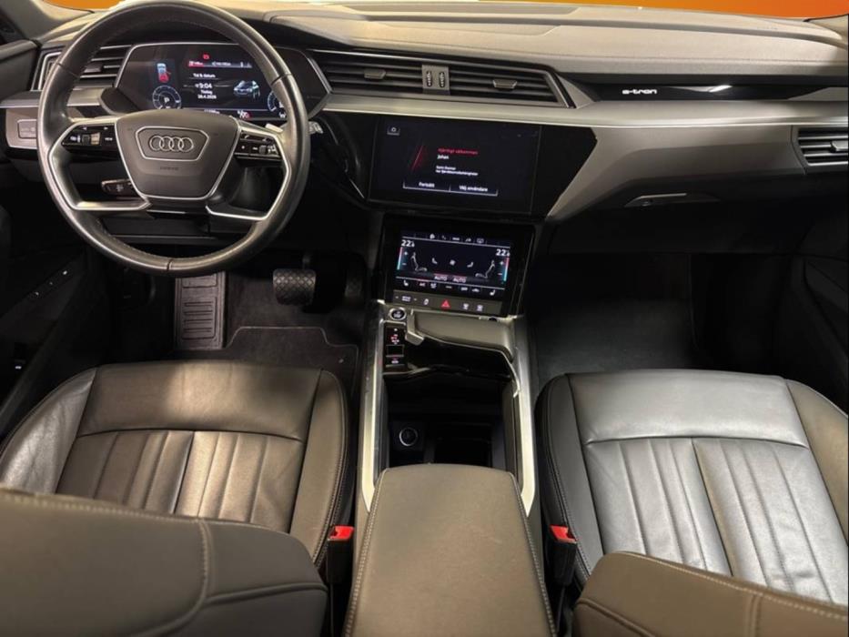 AUDI Q8 e-tron 2024