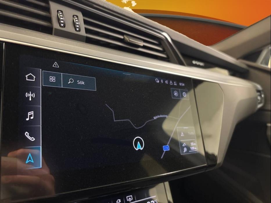 AUDI Q8 e-tron 2024