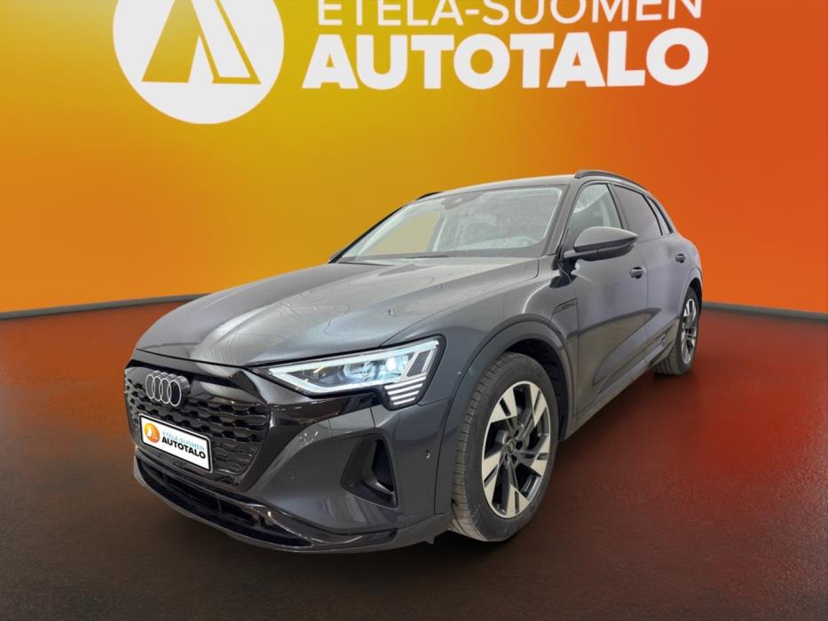 AUDI Q8 e-tron 2024