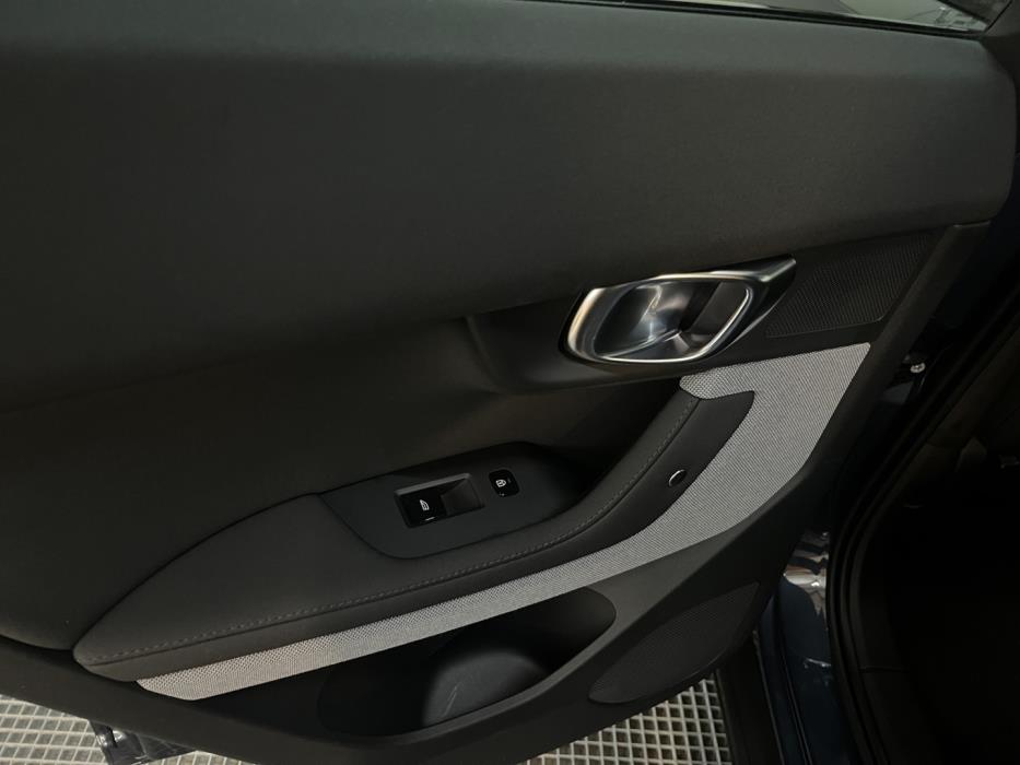 POLESTAR 2 2023