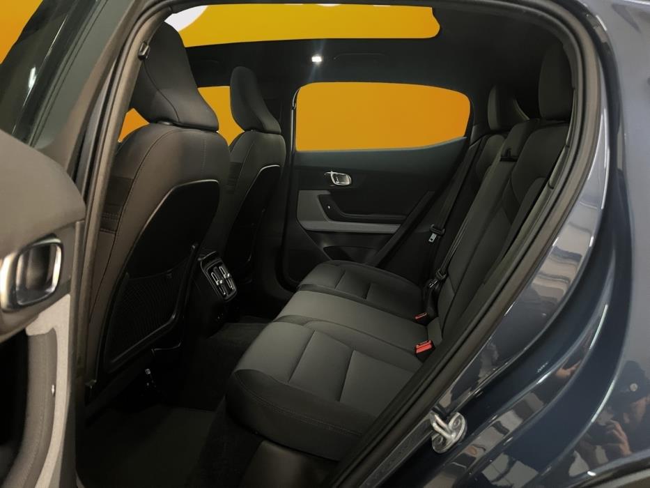 POLESTAR 2 2023