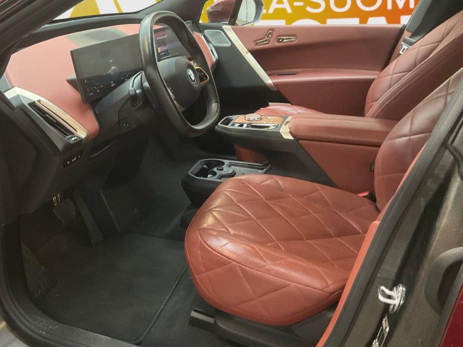 BMW iX 2021