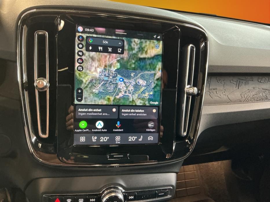 VOLVO C40 2024