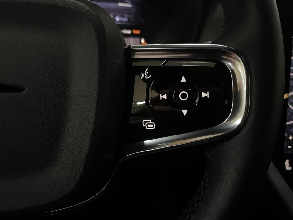 POLESTAR 2 2023