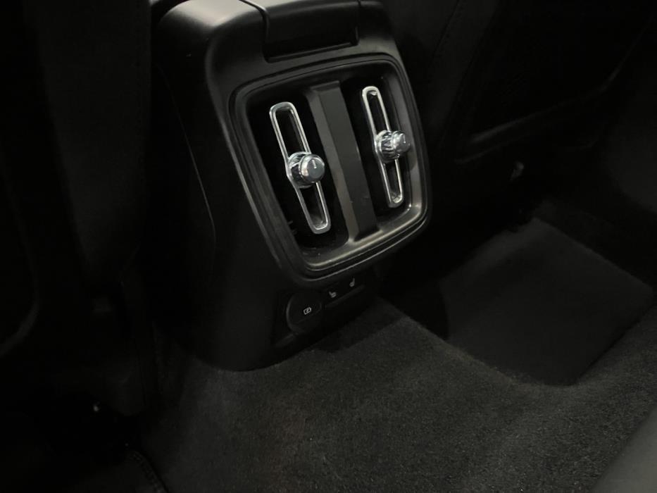 POLESTAR 2 2023