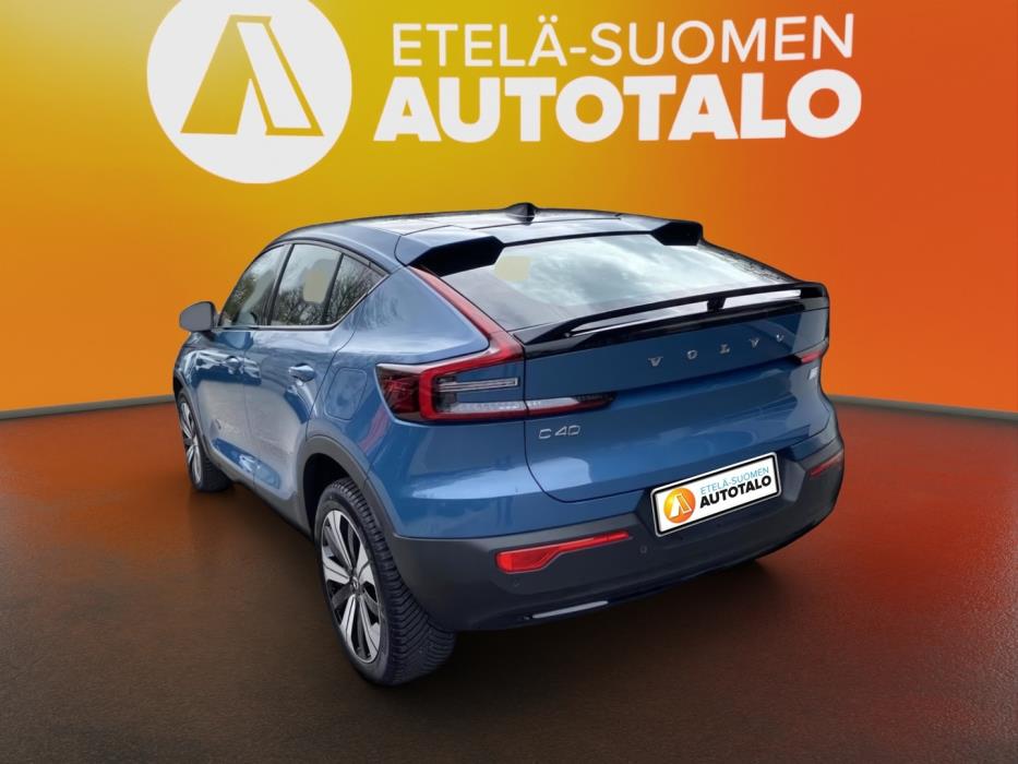 VOLVO C40 2023
