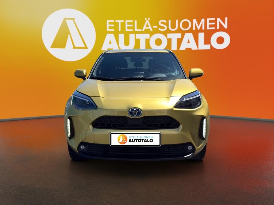 TOYOTA Yaris Cross 2022