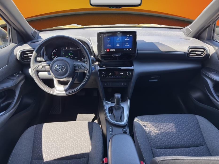 TOYOTA Yaris Cross 2022