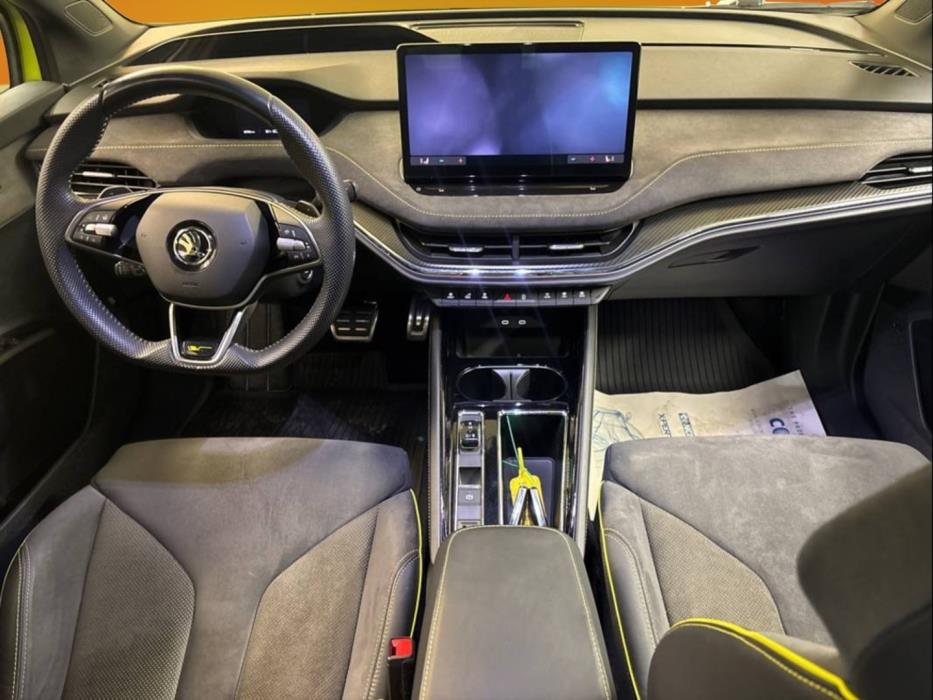 SKODA Enyaq 2024