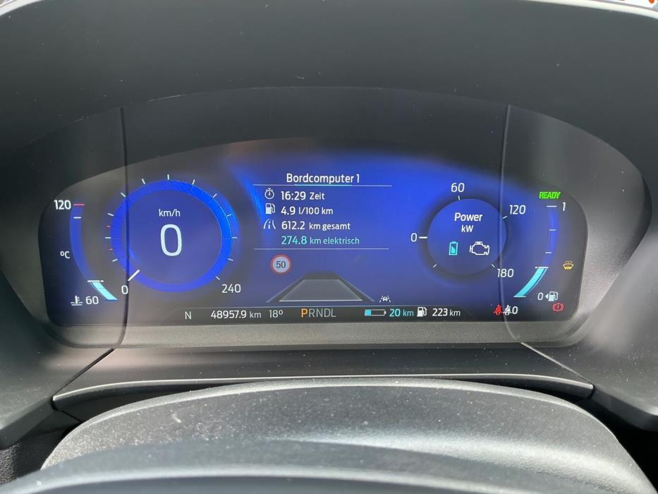 FORD Kuga 2022